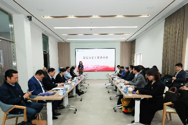 阿斯利康中国总经理林骁带队参访上药云健康“益药·综合旗舰体”，共筑医药创新服务新生态